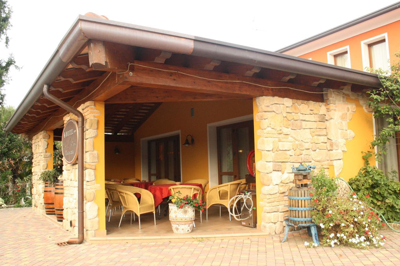Ca Malvani Hotel Bagnarola Bagian luar foto